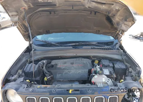 2016 Jeep Renegade Latitude из США, поврежденный, VIN ZACCJABT1GPE29076